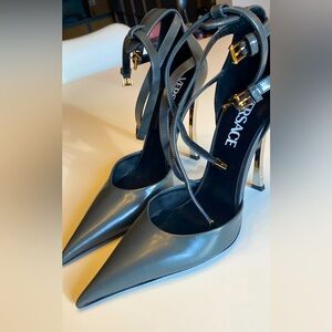 Versace pin point metallic stiletto pointy toe strap ankle size 37 gray NWT